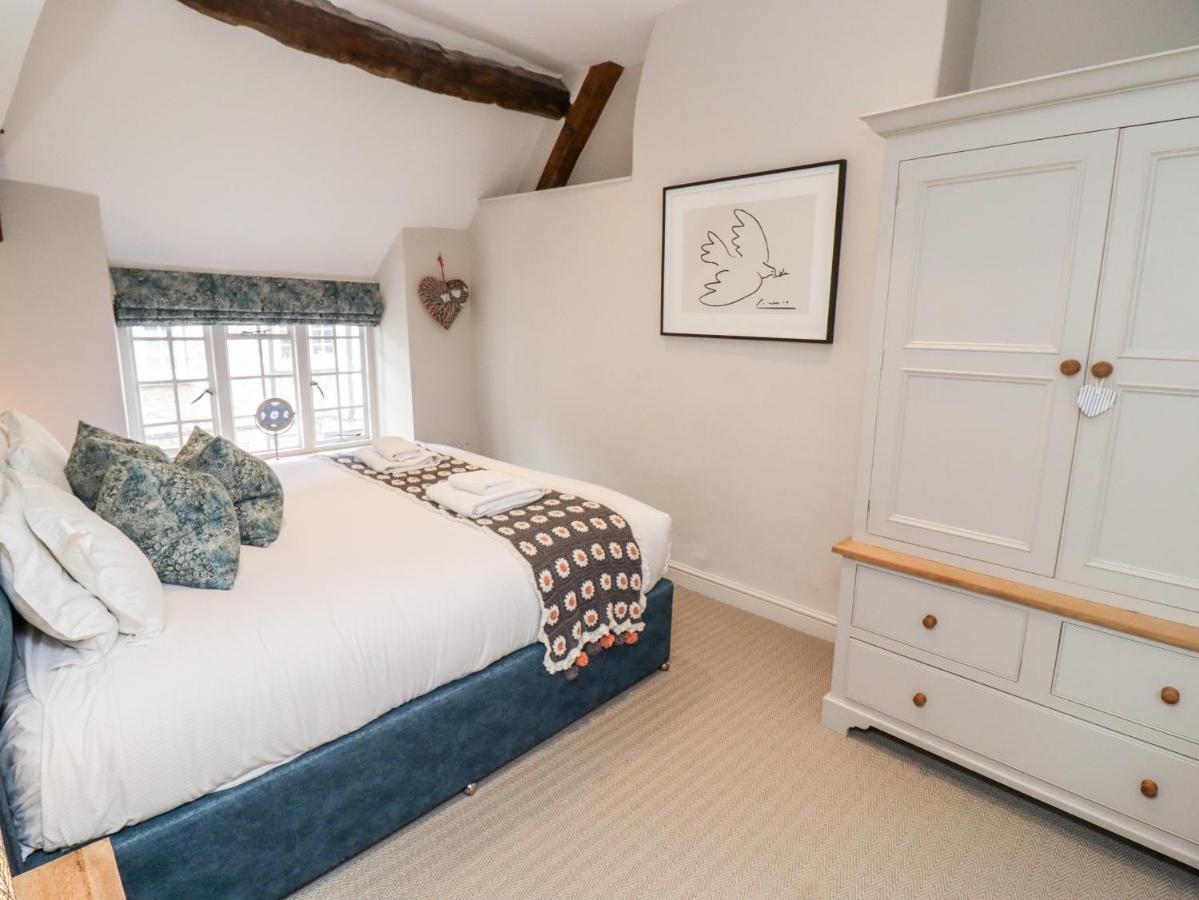 3 George Yard Villa Burford Eksteriør bilde